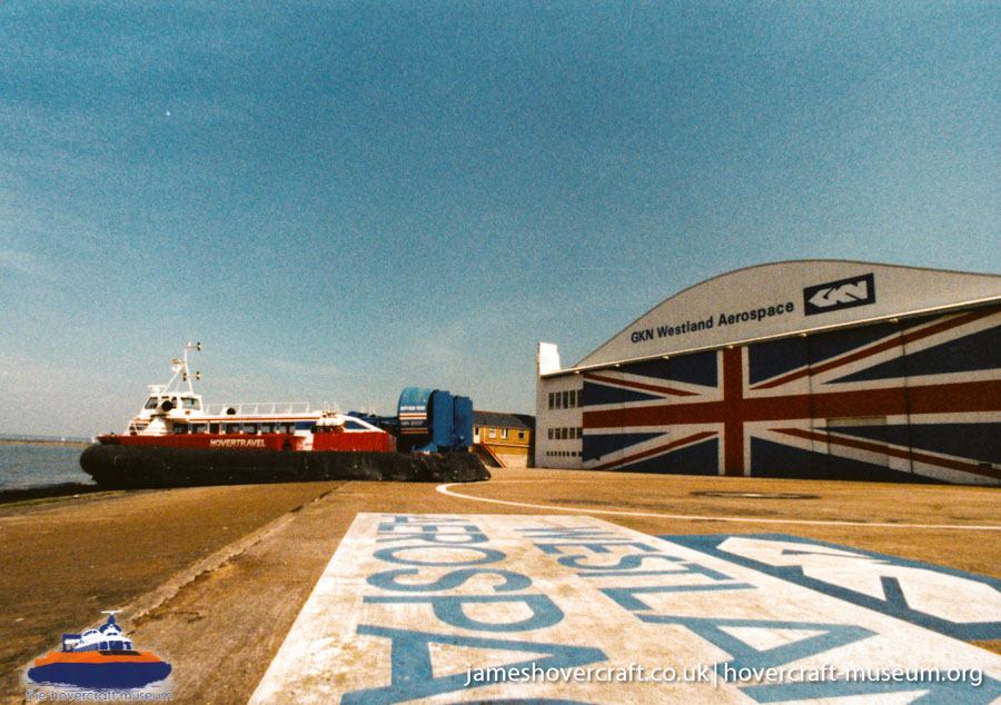 AP1-88 hovercraft promotional day by BHC -  (credit: The <a href='http://www.hovercraft-museum.org/' target='_blank'>Hovercraft Museum Trust</a>).
